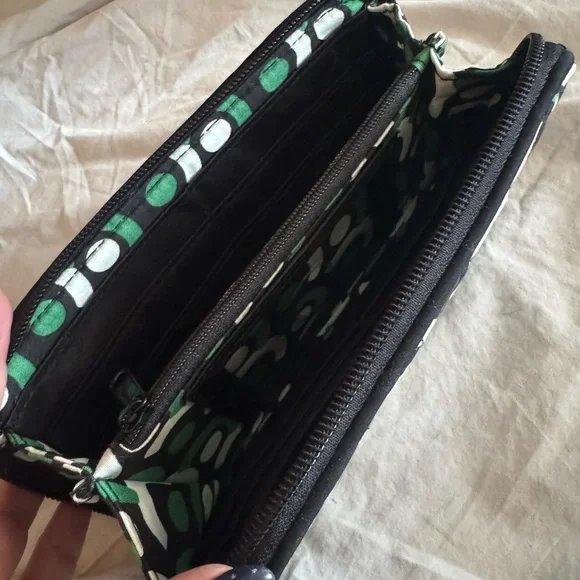 Vera Bradley Floral Quilted Green and White Wallet - Picture 7 of 8